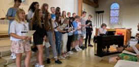Die ökumenische Feier in der evangelisch reformierten Kirche am Bergischen Ring war der Auftakt zum ersten Schultag der neuen Fünftklässler am Fichte-Gymnasium.