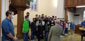 Die Einschulungsfeier der neuen Fünftklässler fand im feierlichen Rahmen in der ev.-ref. Kirche am Bergischen Ring statt.