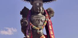 Am 15.05. besuchten einige Schüler*innen der Jahrgänge 9-EF einen Hindu-Tempel in Hamm.