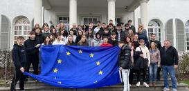 Schüler*innen des Fichte-Gymnasiums und des rumänischen Gymnasiums