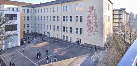 Am Donnerstag vor Pfingsten, den 21. Mai 2026, lädt das Fichte-Gymnasium alle ehemaligen Schülerinnen und Schüler herzlich zu einem großen Wiedersehen ein.