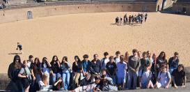 Die Lateinkurse der Jgst. 8 im Amphitheater in Xanten
